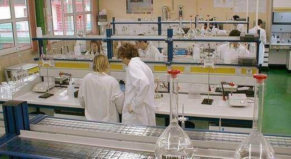 La Facultad de Medicina de la UNC elev� el cupo de ingreso para el ciclo 2013