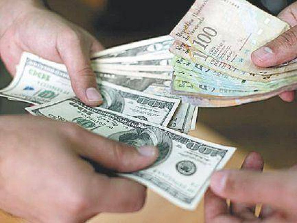 Venezuela deval�a fuerte su moneda: casi el 47 por ciento