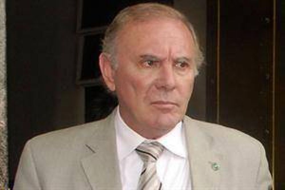 El titular de Coninagro critic� a la AFIP y lo visitaron inspectores