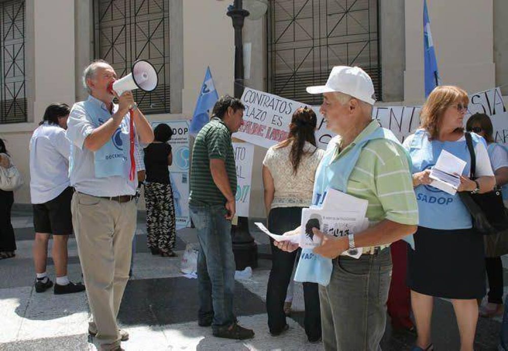 Los docentes de Sadop arrancan el ciclo con protestas
