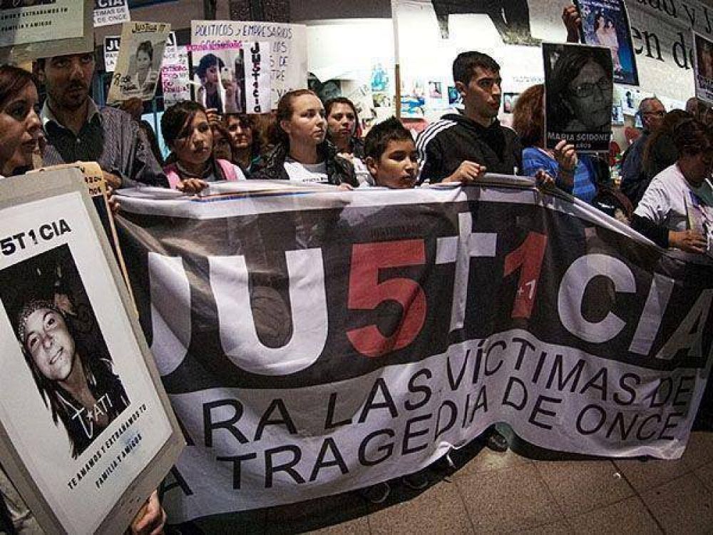 Tragedia de Once: exigen que se esclarezca el crimen del motorman