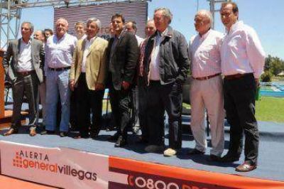Massa junta a su tropa