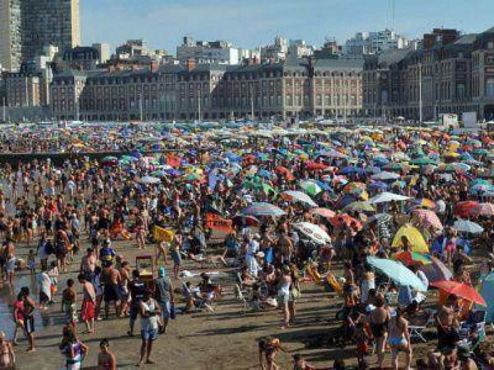 MAR DEL PLATA REPLETA DURANTE EL FIN DE SEMANA LARGO DE CARNAVAL