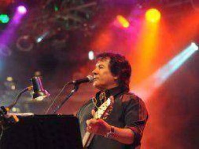 Festival de Baradero: Tercera noche con V�ctor Heredia