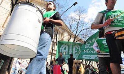 ATE confirm� que habr� medidas de fuerza en reclamo de respuestas