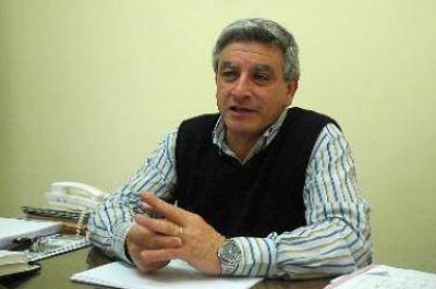 Velez ratific� que el PPR votar� al radical que triunfe en las internas de este domingo