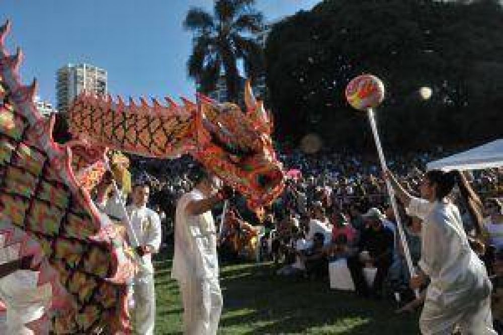 La comunidad china celebra el A�o Nuevo