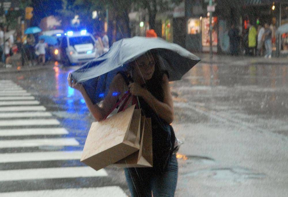 Domingo con calor y lluvias
