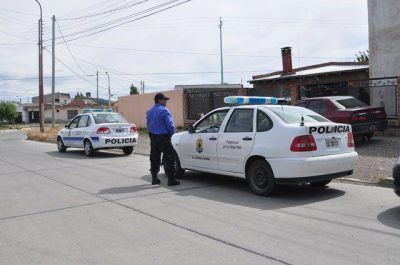 Robaron y, como no pudieron llev�rselos, destruyeron LCDs