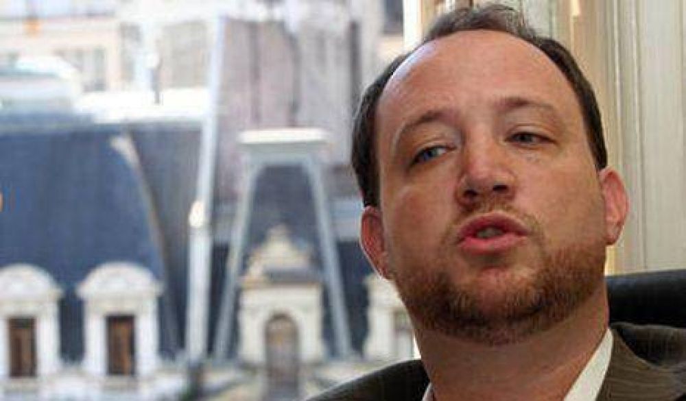 Presentan amparo por el Metrob�s
