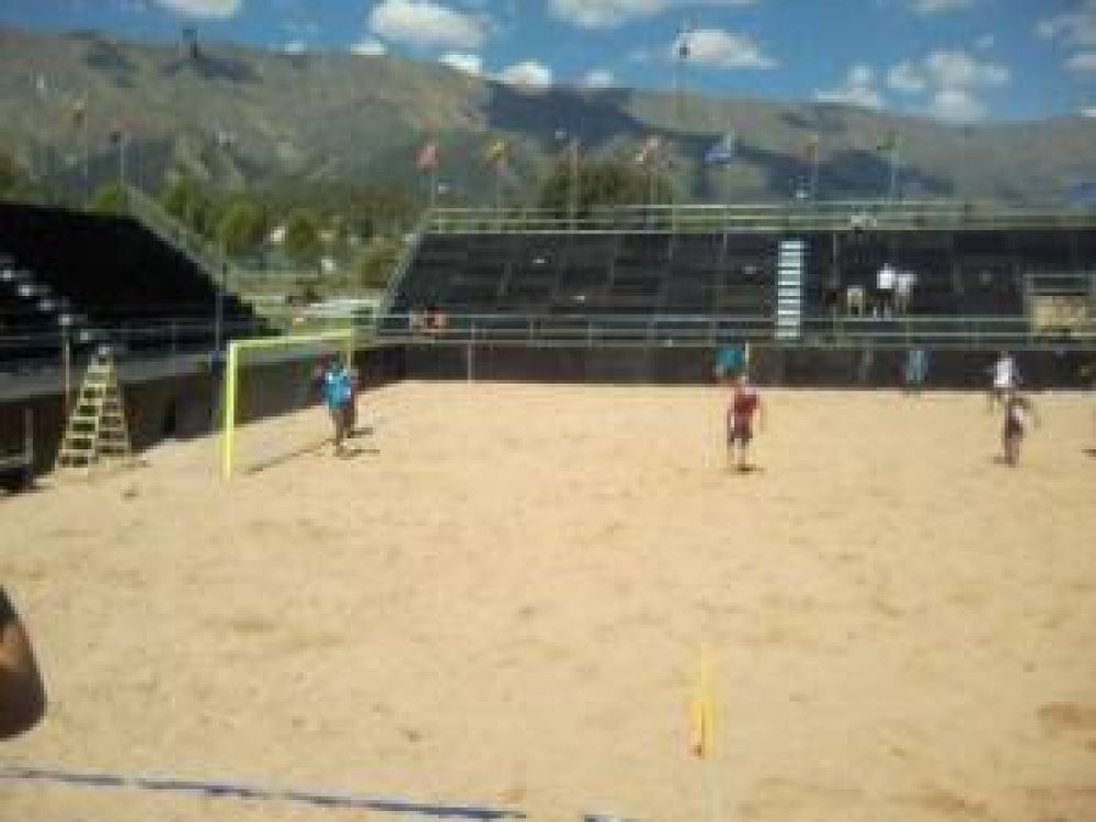 Comienza el Sudamericano de f�tbol Playa en Merlo