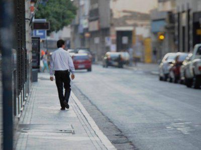 Fin de semana largo: miles de rosarinos viajaron, pero llegaron pocos turistas