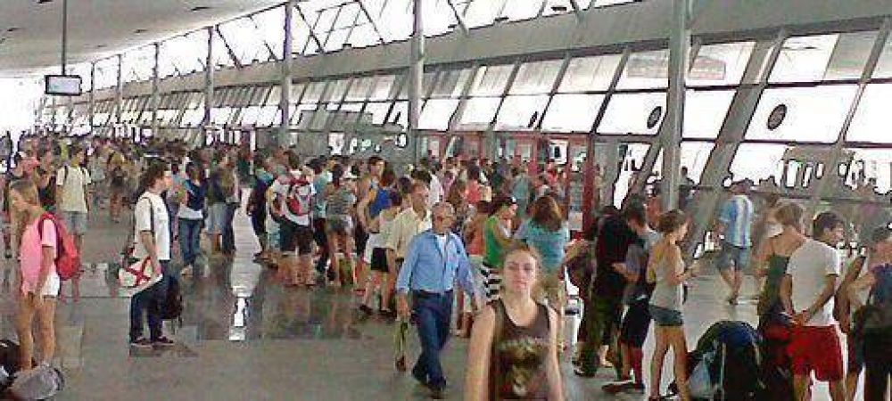 Intenso movimiento en la Terminal por los espect�culos en las sierras