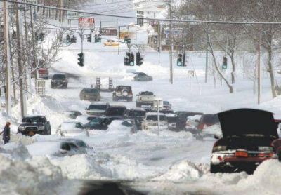 Tres muertos y m�s de 600 mil casas sin luz por la tormenta Nemo en EE UU