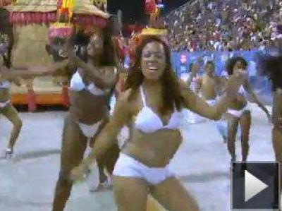Carnaval de Brasil: bailaron en ropa interior por el retraso de sus disfraces