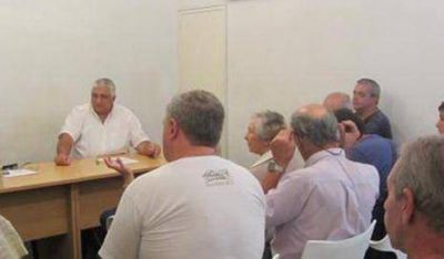 Carlos Guzzini se reuni� con vecinos