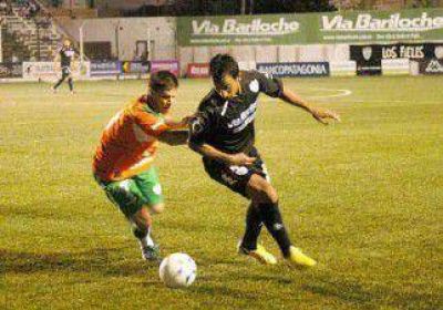 El Albinegro dej� pasar una chance 