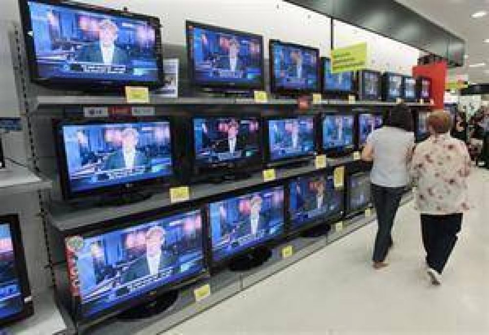 Los supermercados mantienen sus ofertas aun con congelamiento