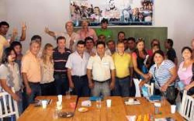 Mongel� encabez� encuentro de Promotores territoriales en Napenay		