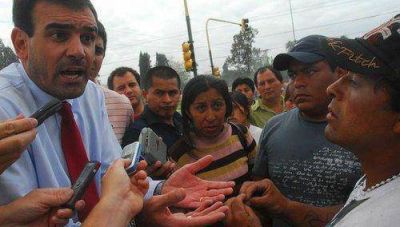 Conflicto por la entrega de terrenos 