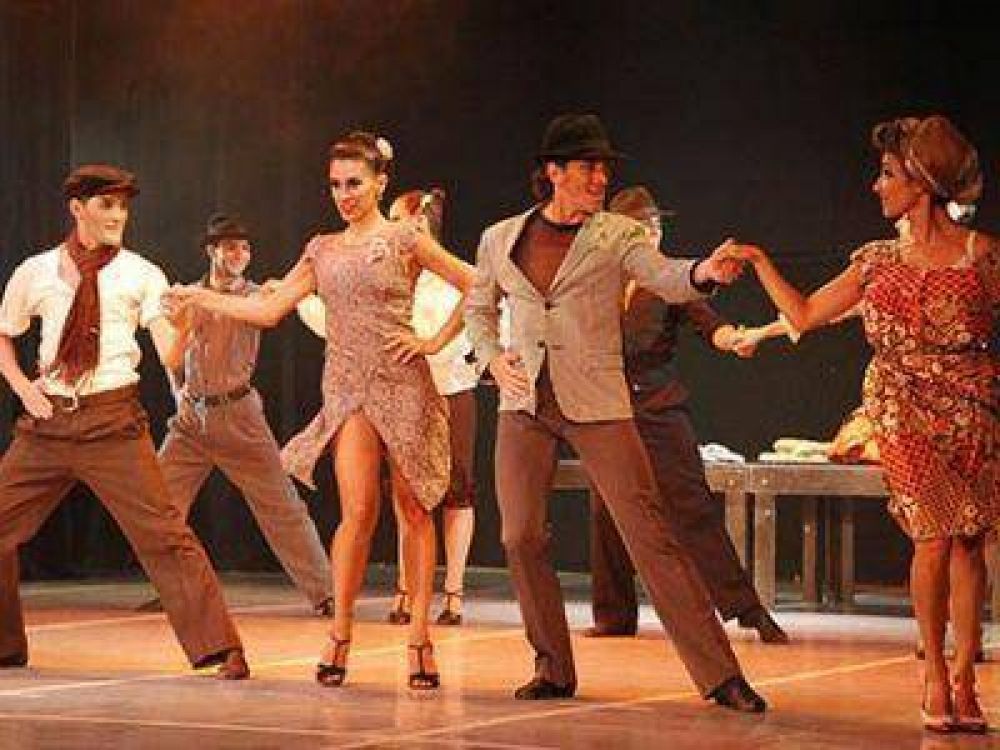 EL GOBIERNO DE SCIOLI LANZ� EL PROGRAMA 2X1 �VAMOS AL TEATRO�