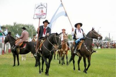 Con todo �xito se desarroll� el Festival interprovincial de Doma y Folclore