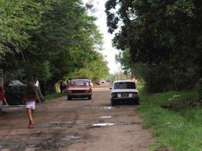 Intentaba recuperar su moto robada y lo asesinaron en barrio T�o Rolo