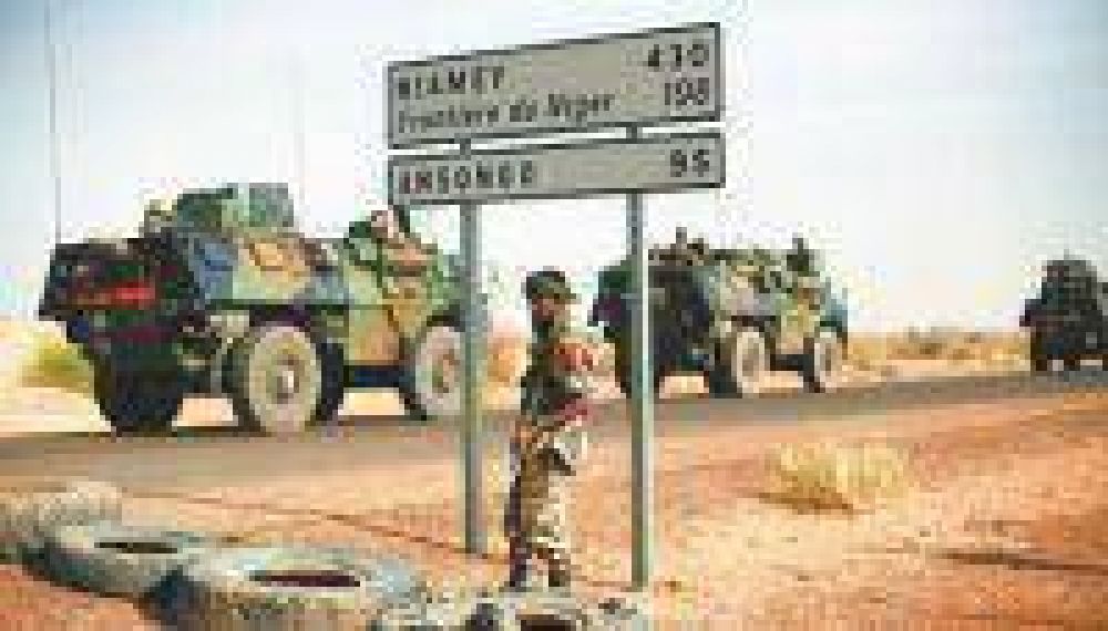 Francia reconoci� que la seguridad en el norte de Mali no "est� garantizada"
