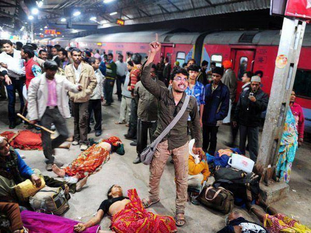 India: 36 muertos por una avalancha humana