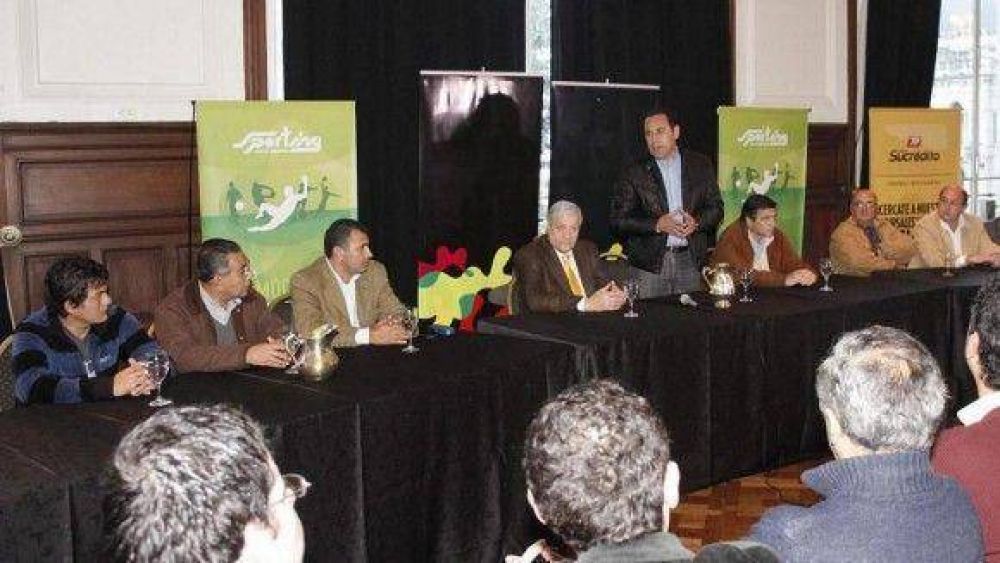 Jugar�n la �ltima carta para que el cl�sico se juegue en Tucum�n