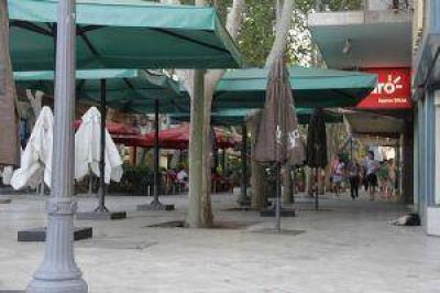 Feriado: S�lo algunos comercios abiertos y poco movimiento en general