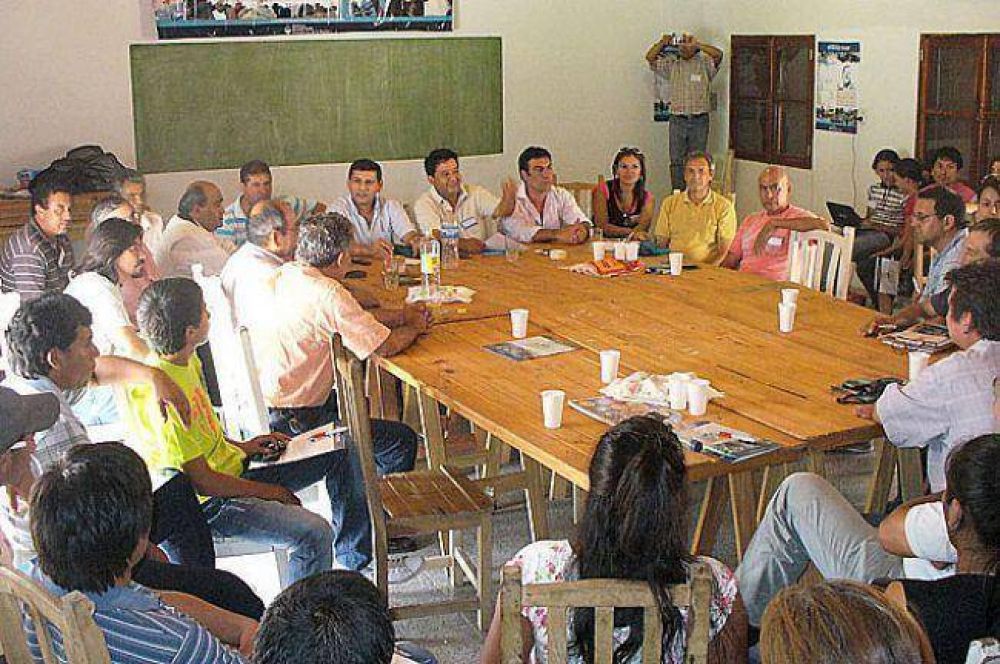 Jos� Mongel� encabez� Encuentro de Promotores Territoriales en Napenay
