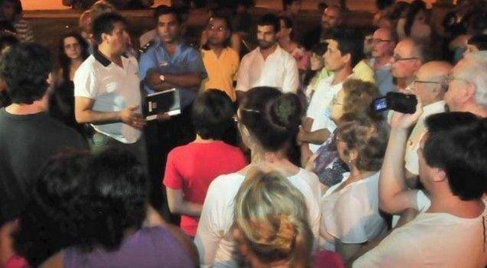 El gobierno escuch� planteos de vecinos del San Cayetano