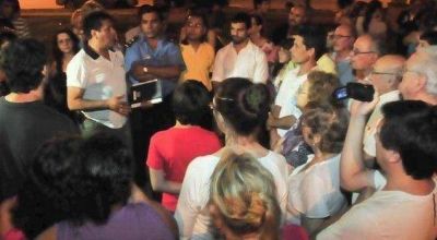 El gobierno escuch� planteos de vecinos del San Cayetano