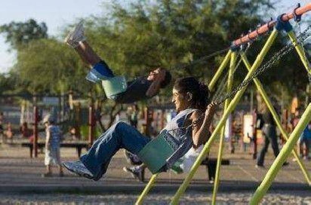 Los juegos del Parque de los Ni�os costaron 300 mil pesos