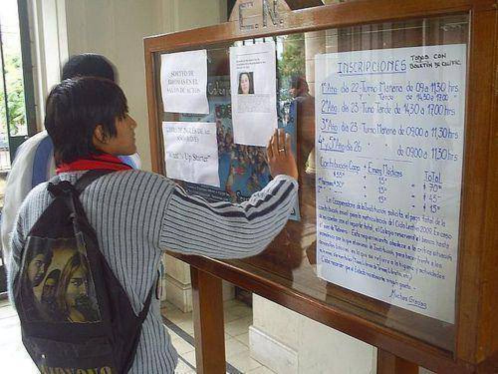 La ayuda escolar no alcanzar� para pagar la cooperadora obligatoria en Jujuy