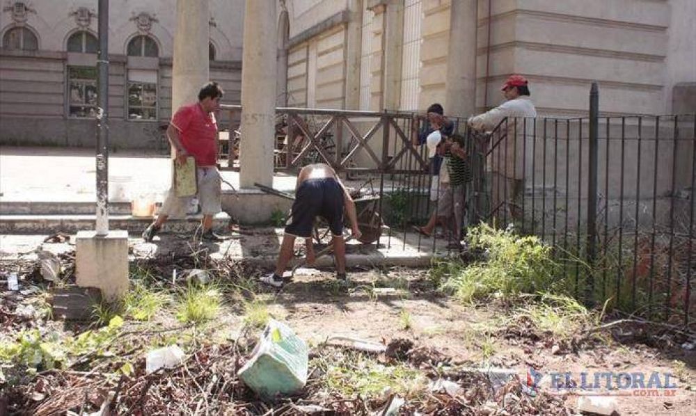 Prev�n una inversi�n de 120 millones de pesos para obras en escuelas de Capital