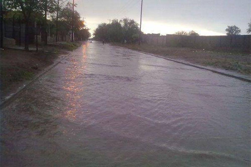 Viento y agua: el cambio de tiempo provoc� m�ltiples inconvenientes