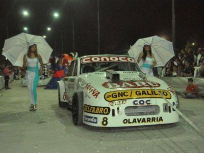 Huella Pampa y el Ford del �Chueco� se lucieron en una noche muy esperada