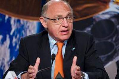 Ir�n rechaz� la indagatoria de su ministro de Defensa por la Justicia argentina