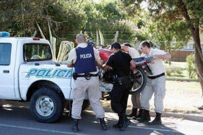 Detienen a dos j�venes por un asalto a mano armada a una helader�a