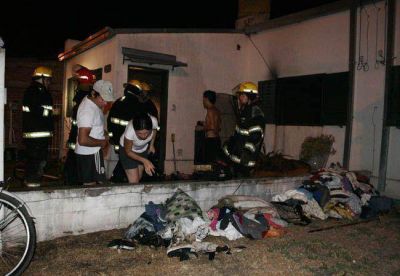 Se incendi� una casa en el barrio Rucci