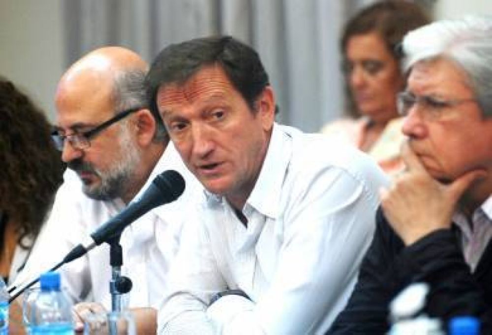 Zaffaroni particip� del Consejo Federal de Educaci�n