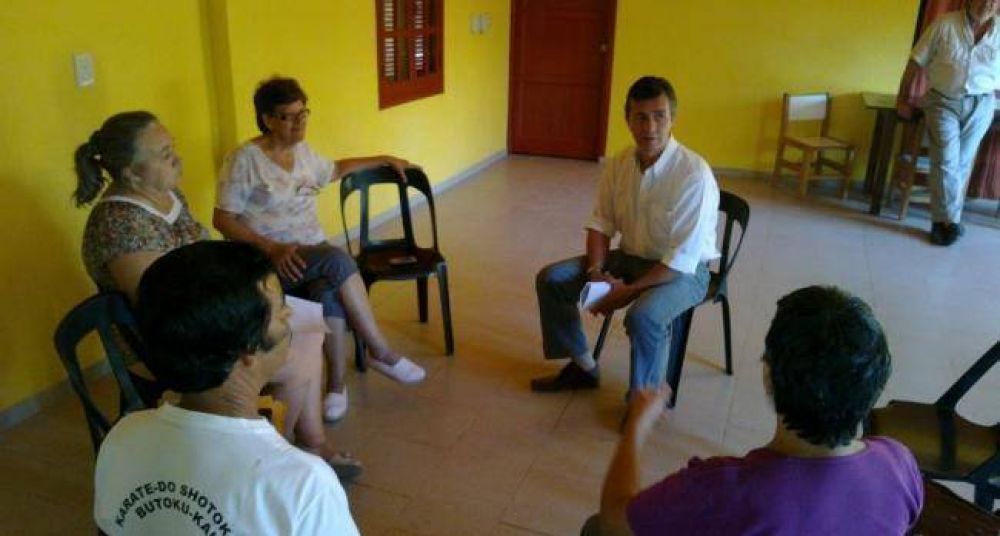 Solicitaron a Aguilar una escuela para discapacitados en La Tigra