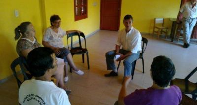 Solicitaron a Aguilar una escuela para discapacitados en La Tigra