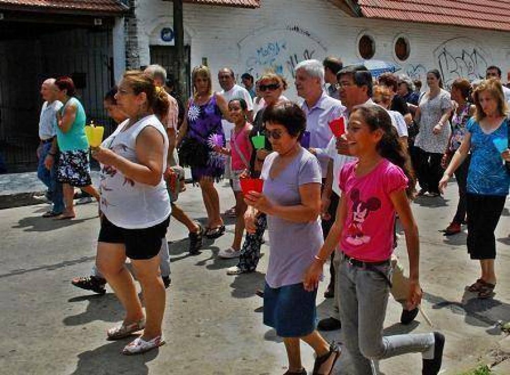 Andreotti en los festejos por el aniversario de la Virgen de Lourdes