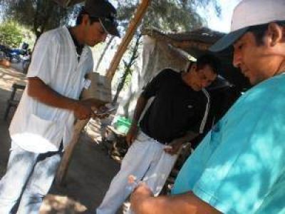 En Castelli continuaron con los operativos de control y prevenci�n del dengue