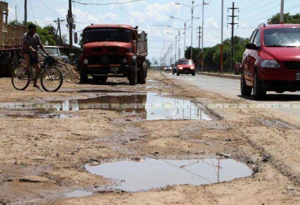 Barranqueras: la avenida San Mart�n es un suplicio diario para miles de personas