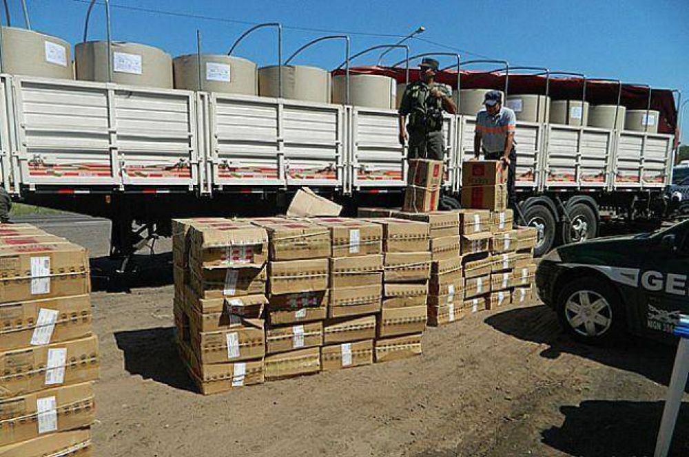 Gendarmer�a y Polic�a Caminera secuestraron 123 cajas de cigarrilos