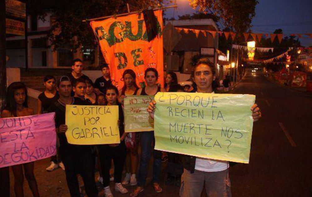 Suspenden corsos de Unquillo tras el asesinato de un menor